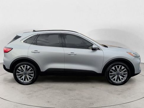 Used 2020 Ford Escape Titanium AWD/4WD image 6