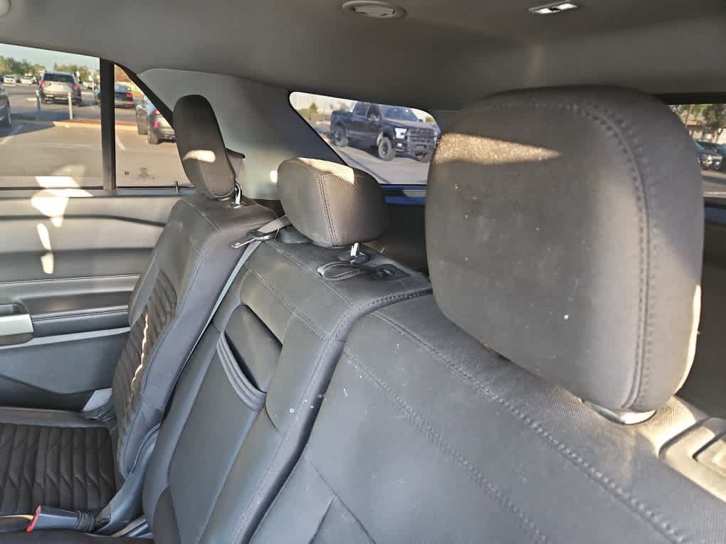 Used 2021 Ford Explorer XLT RWD image 13