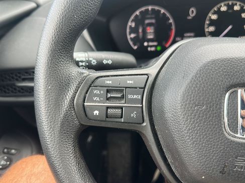 Used 2024 Honda HR-V LX image 13