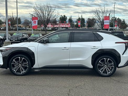 Certified 2023 Toyota bZ4X Limited image 8