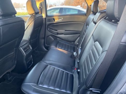 Used 2024 Ford Edge SEL image 18