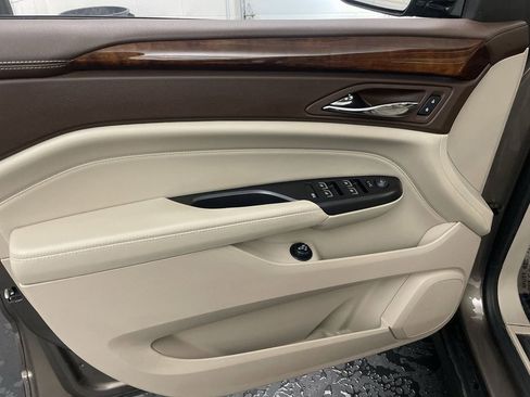 Used 2015 Cadillac SRX Performance w/ Driver Awareness Package image 17
