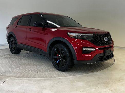 Used 2022 Ford Explorer ST w/ Equipment Group 401A image 6