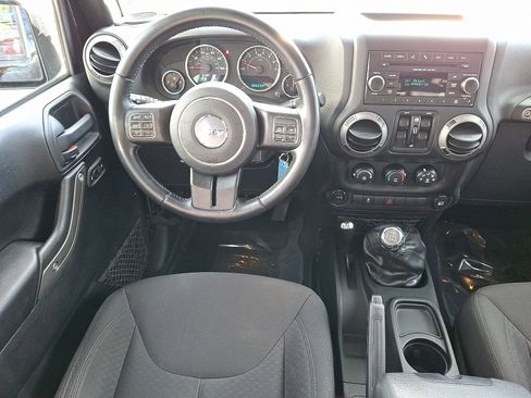 Used 2016 Jeep Wrangler Unlimited Sport w/ Quick Order Package 23S image 14