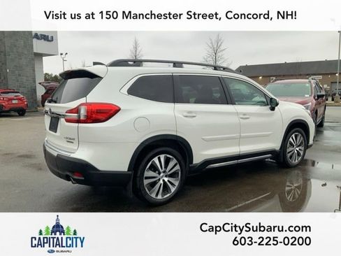 Used 2022 Subaru Ascent Limited w/ Technology Package image 6
