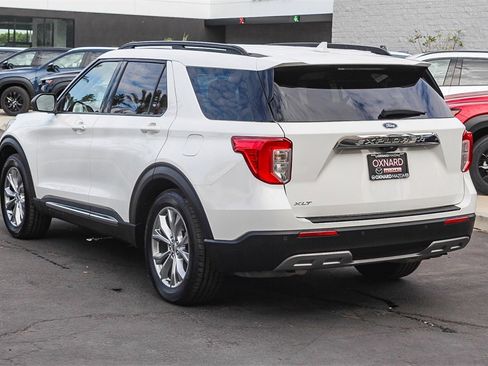 Used 2021 Ford Explorer XLT w/ Equipment Group 202A image 6