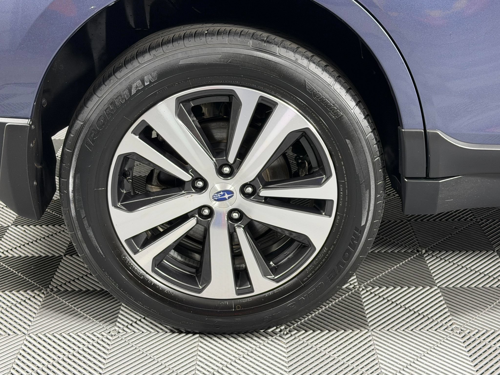 Used 2018 Subaru Outback 2.5i Limited AWD/4WD image 14