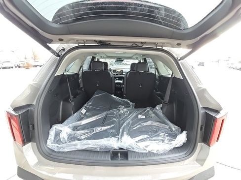 New 2026 Kia Sorento X-Line EX image 13
