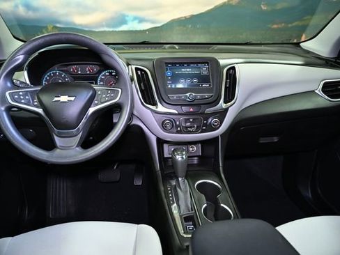 Used 2021 Chevrolet Equinox LS w/ LPO, Blackout Package image 59