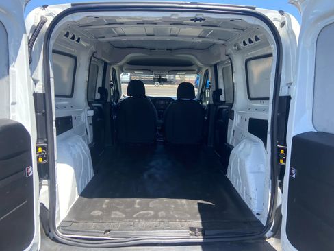 Used 2021 RAM ProMaster City Tradesman image 17