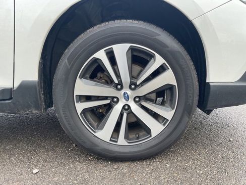 Used 2019 Subaru Outback 2.5i Limited image 7