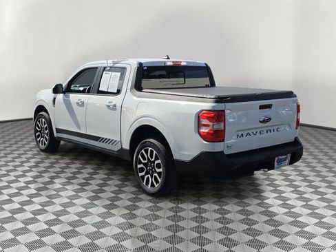 Certified 2022 Ford Maverick Lariat FWD image 3