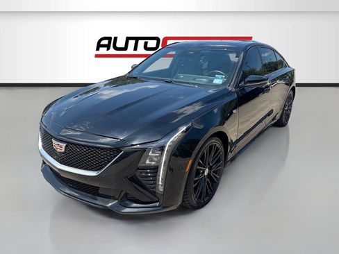 Used 2026 Cadillac CT5 Sport w/ Technology Package RWD image 3