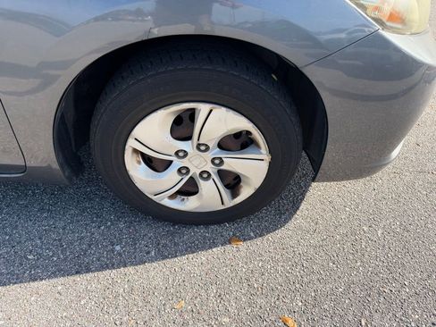 Used 2013 Honda Civic LX image 4