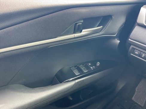 Used 2025 Toyota Camry LE FWD image 20