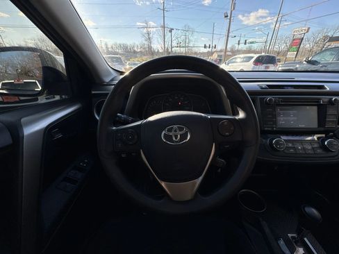 Used 2015 Toyota RAV4 XLE image 11