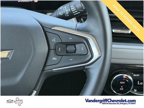 Used 2024 Chevrolet TrailBlazer LT w/ Convenience Package FWD image 14