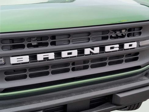 New 2025 Ford Bronco 4-Door AWD/4WD image 17