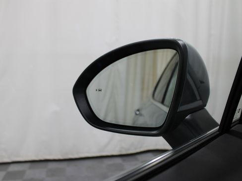 Used 2023 Buick Envision Avenir image 13