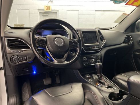 Certified 2021 Jeep Cherokee Trailhawk w/ Comfort/Convenience Group image 13