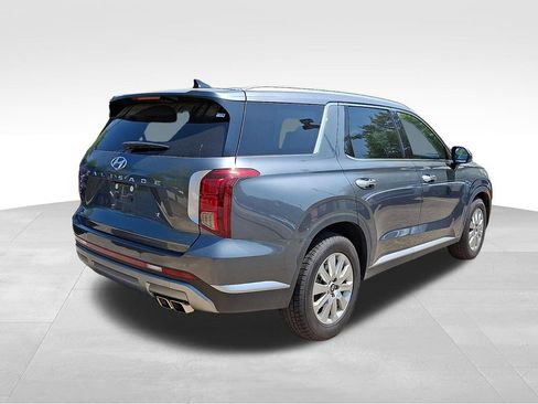 Used 2024 Hyundai Palisade SEL FWD image 6