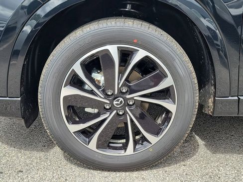 New 2025 MAZDA CX-5 AWD 2.5 S w/ Preferred Package image 6