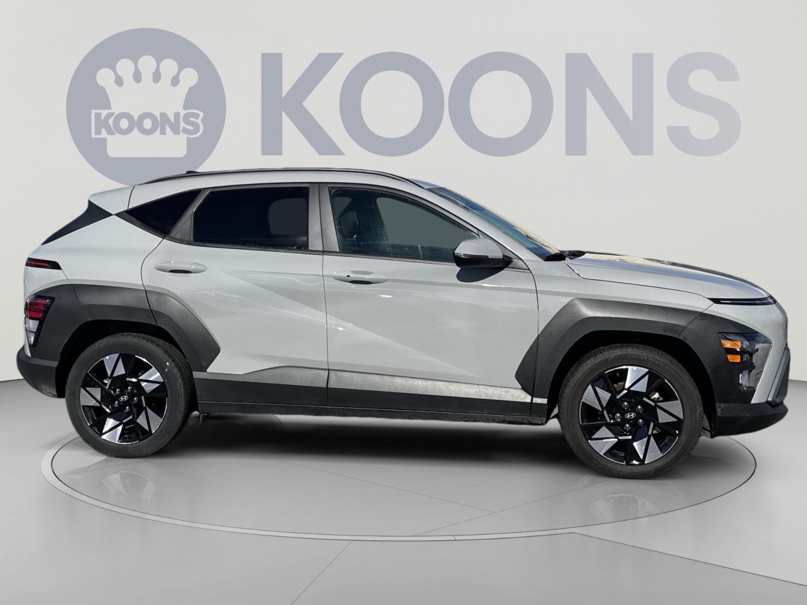 Used 2025 Hyundai Kona SEL FWD image 8