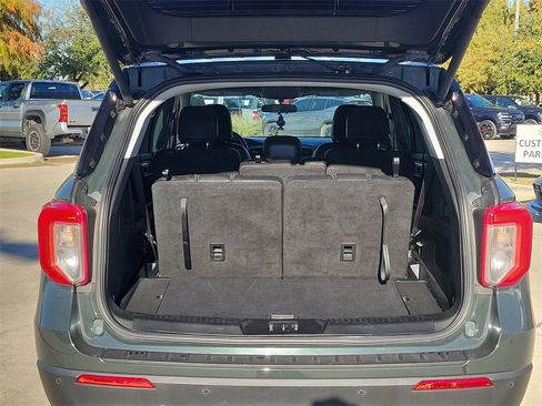 Used 2023 Ford Explorer XLT w/ Equipment Group 202A image 23