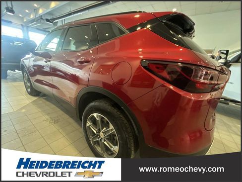 Certified 2024 Chevrolet Blazer LT w/ Convenience Package image 5