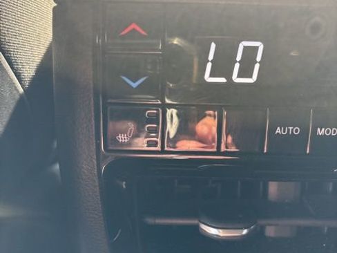 Used 2021 Jeep Grand Cherokee L Limited image 22