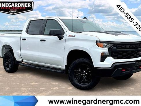 Used 2024 Chevrolet Silverado 1500 Custom Trail Boss image 1