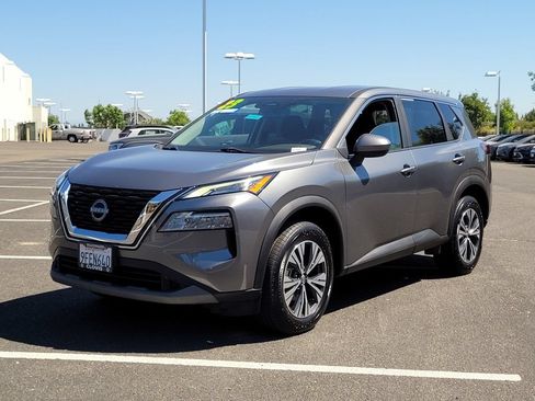 Used 2023 Nissan Rogue SV FWD image 10