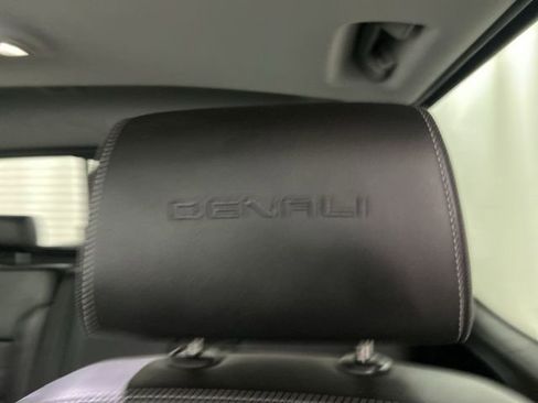 Used 2016 GMC Sierra 1500 Denali w/ Enhanced Driver Alert Package image 10