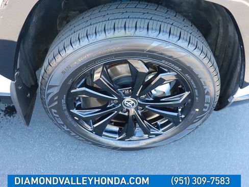 Used 2022 Toyota RAV4 XSE AWD/4WD image 30