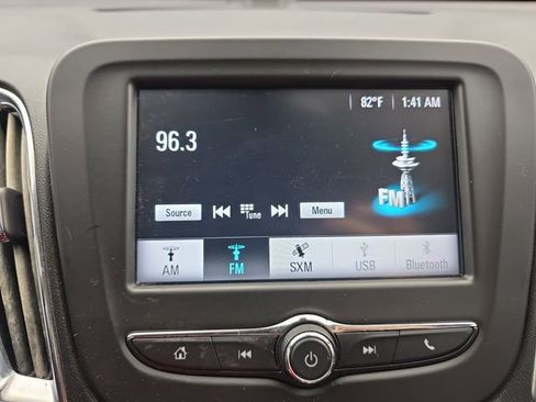 Used 2018 Chevrolet Malibu LT FWD image 24