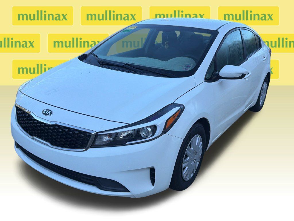 Used 2017 Kia Forte LX FWD image 12