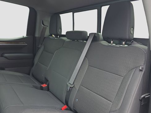 New 2026 GMC Sierra 1500 SLE w/ Preferred Package AWD/4WD image 12
