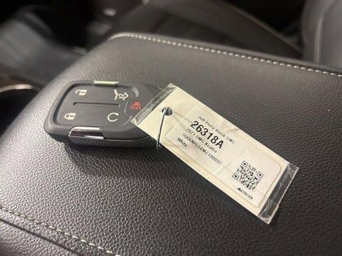 Used 2021 GMC Acadia Denali w/ Denali Technology Package image 31