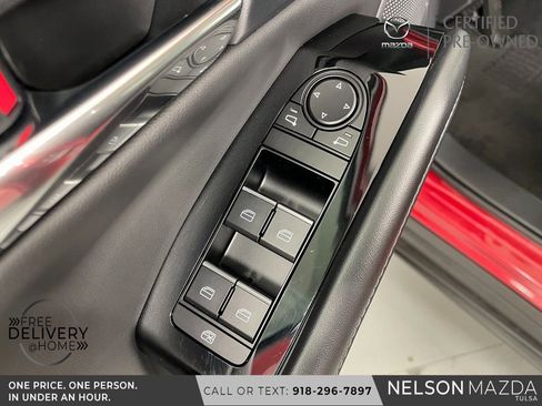Certified 2025 MAZDA CX-30 AWD 2.5 S w/ Preferred Package image 19
