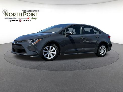 Used 2024 Toyota Corolla LE FWD image 1