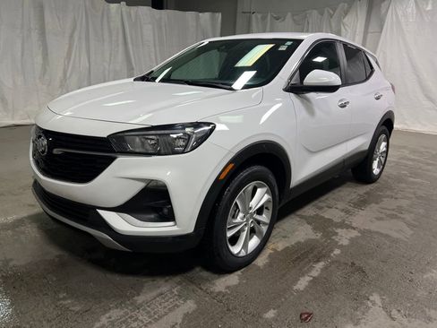 Used 2023 Buick Encore GX Preferred w/ Cold Weather Comfort Package AWD/4WD image 3