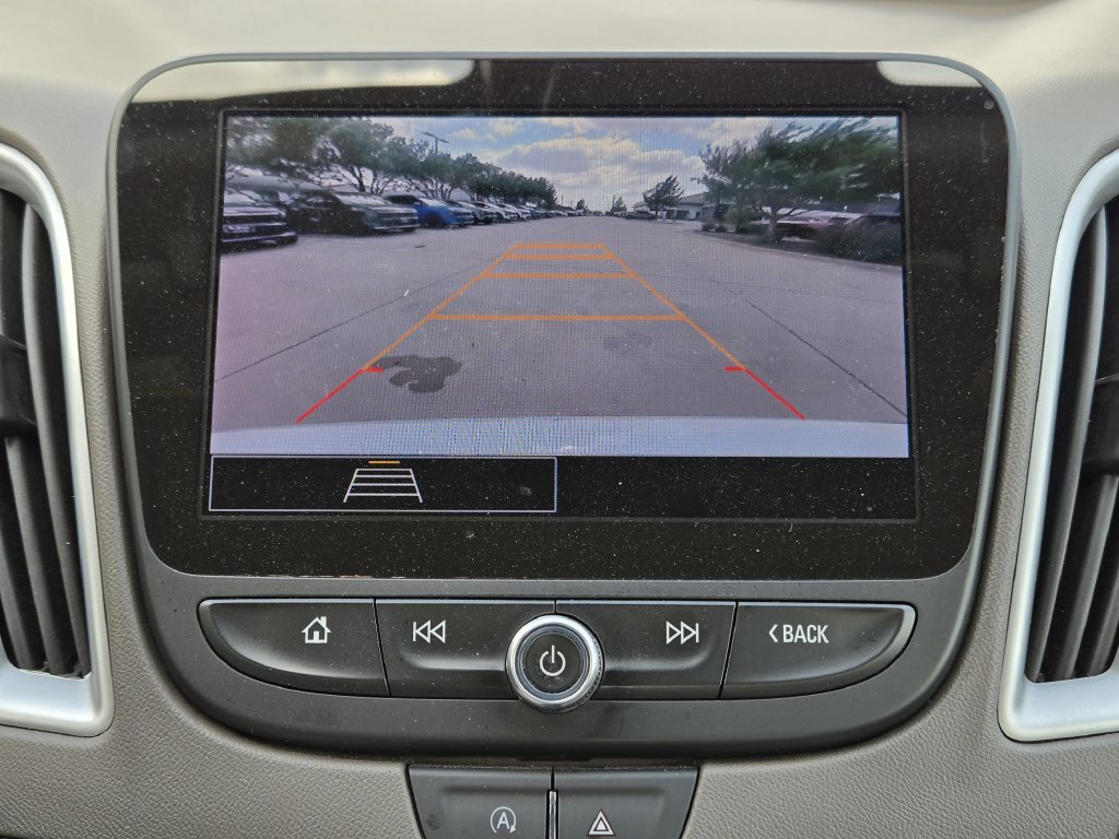 Used 2024 Chevrolet Malibu LT FWD image 8
