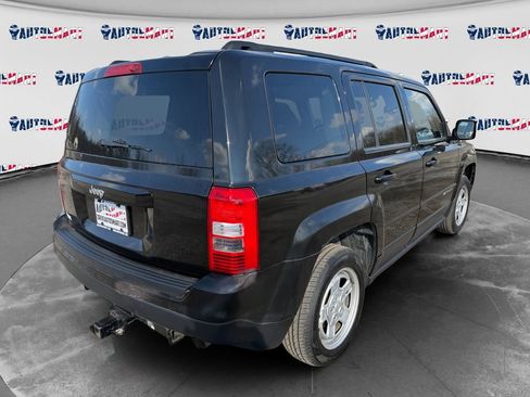 Used 2017 Jeep Patriot Sport w/ Power Value Group image 7