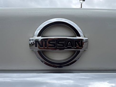 Used 2019 Nissan Maxima Platinum w/ Reserve Package FWD image 11