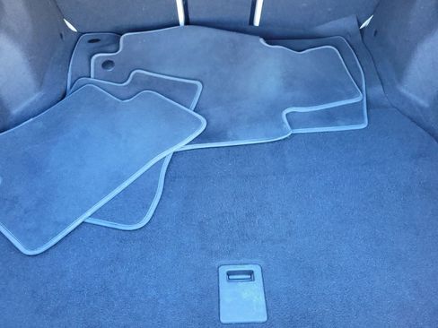 Used 2021 Mercedes-Benz C 300 Sedan image 8