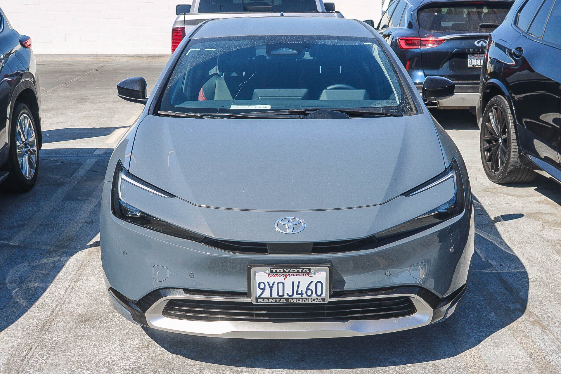 Used 2026 Toyota Prius Plug-In Hybrid FWD image 3
