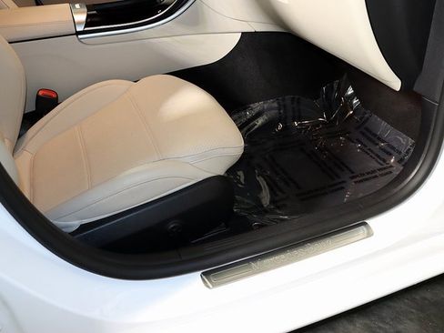 Used 2024 Mercedes-Benz C 300 C 300 image 34