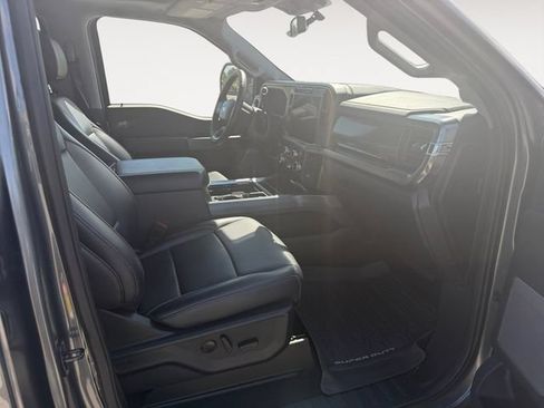 Certified 2025 Ford F350 Lariat w/ FX4 Off-Road Package AWD/4WD image 15