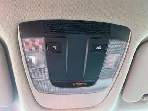Used 2024 Kia Seltos LX AWD/4WD image 17