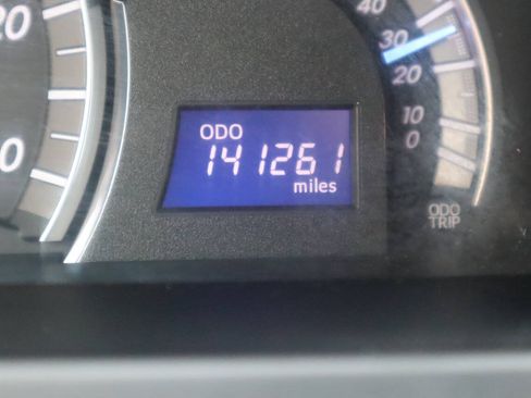 Used 2014 Toyota Camry SE FWD image 28